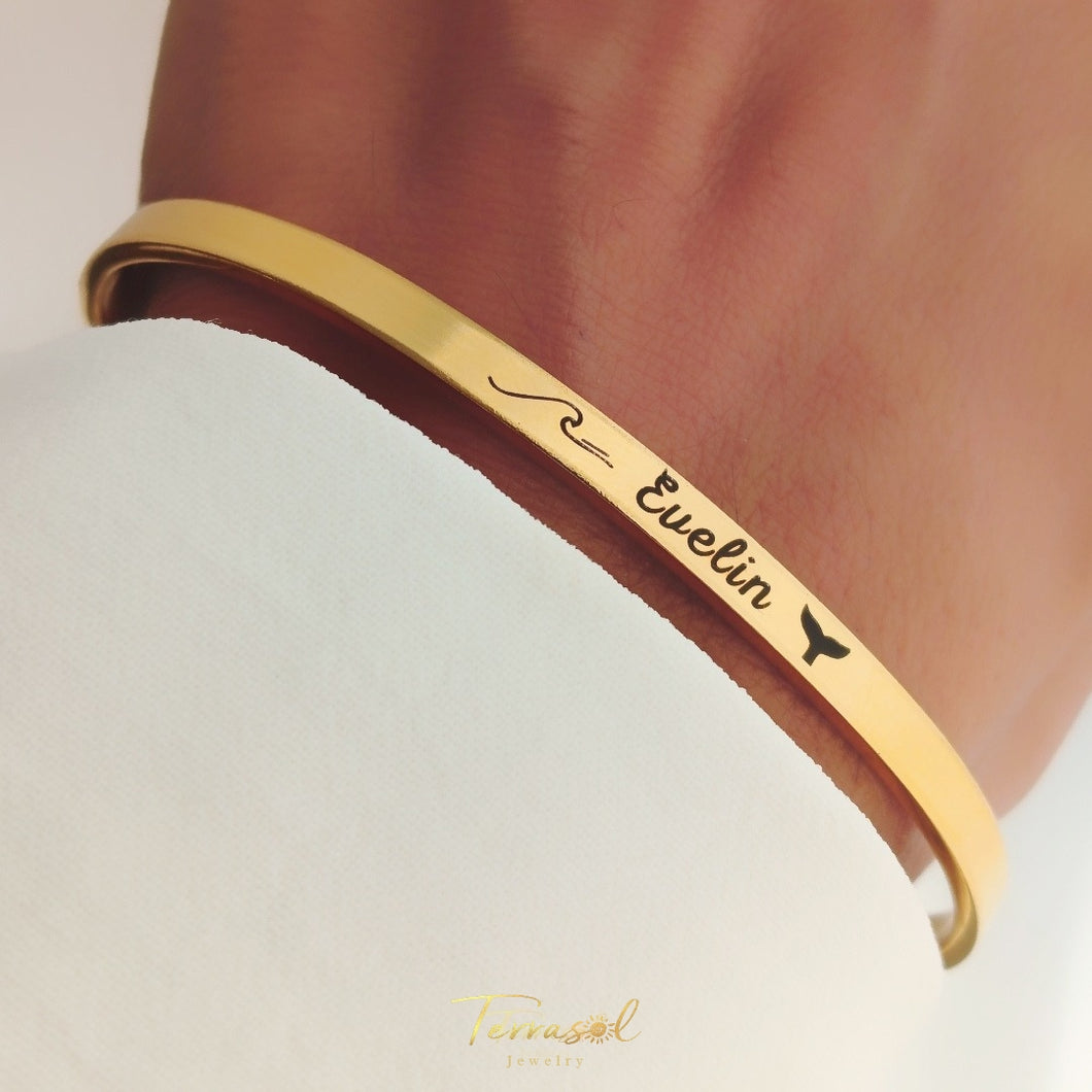 Brazalete Unisex personalizable en acero  chapado en oro 18 k.